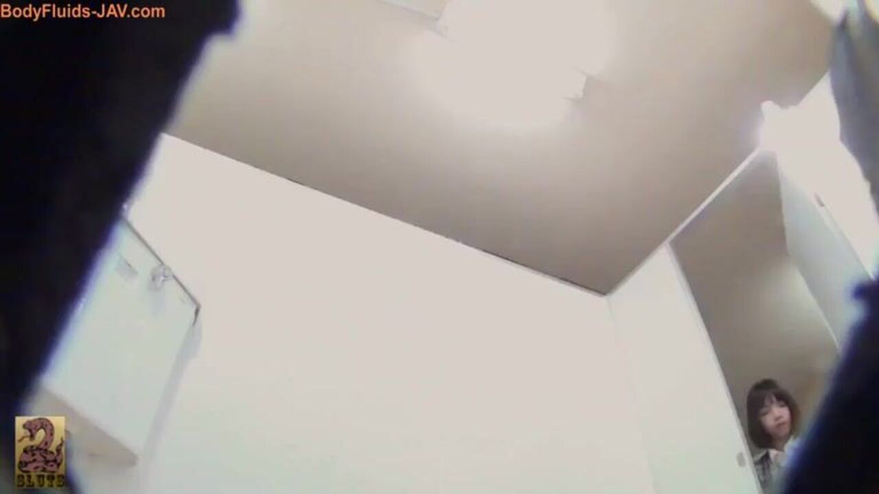 Watch these filthy sluts get their scat eaten and shitted in this scat porn video