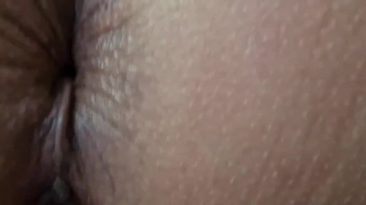 Merienda Veraniega gets her scat wet and wild in this scat porn video