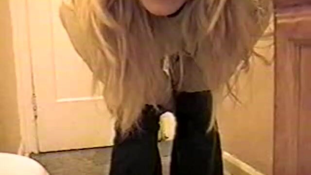 Watch random scat farting and shart videos that will make you want to join in!