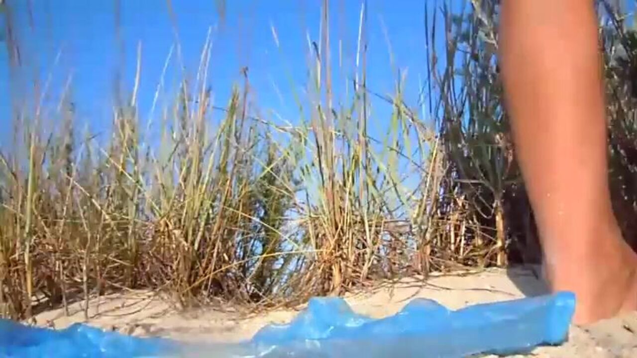 Watch Dievochka's scat fetish videos with scat girls and scat porn!