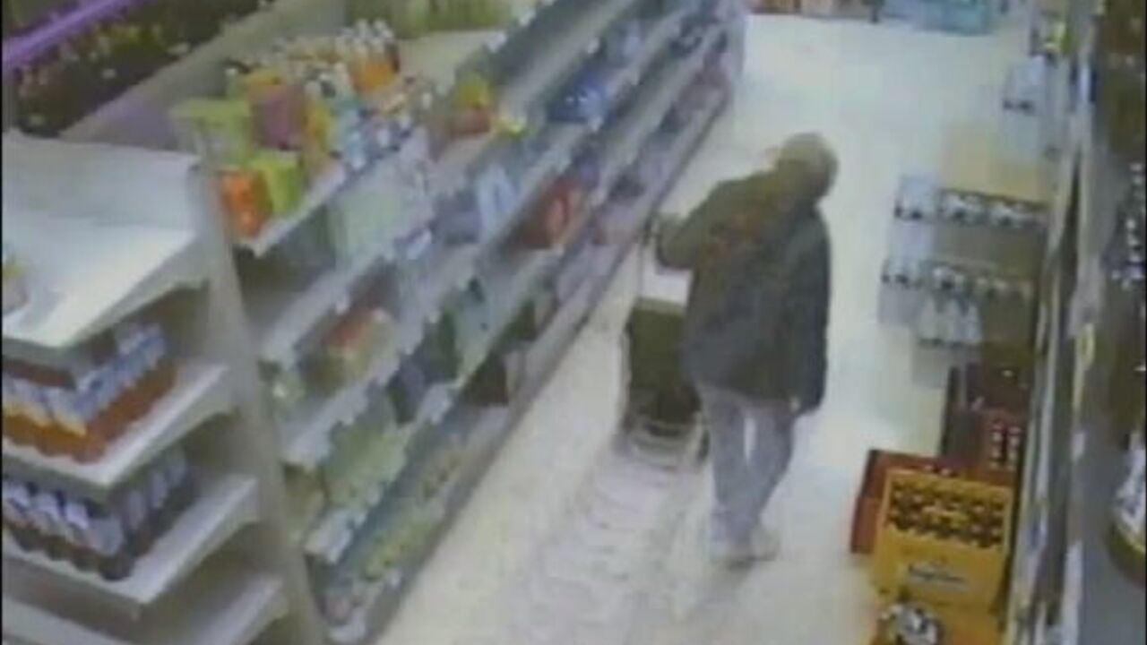 Watch this dirty slut get down and dirty in public with her juicy scat