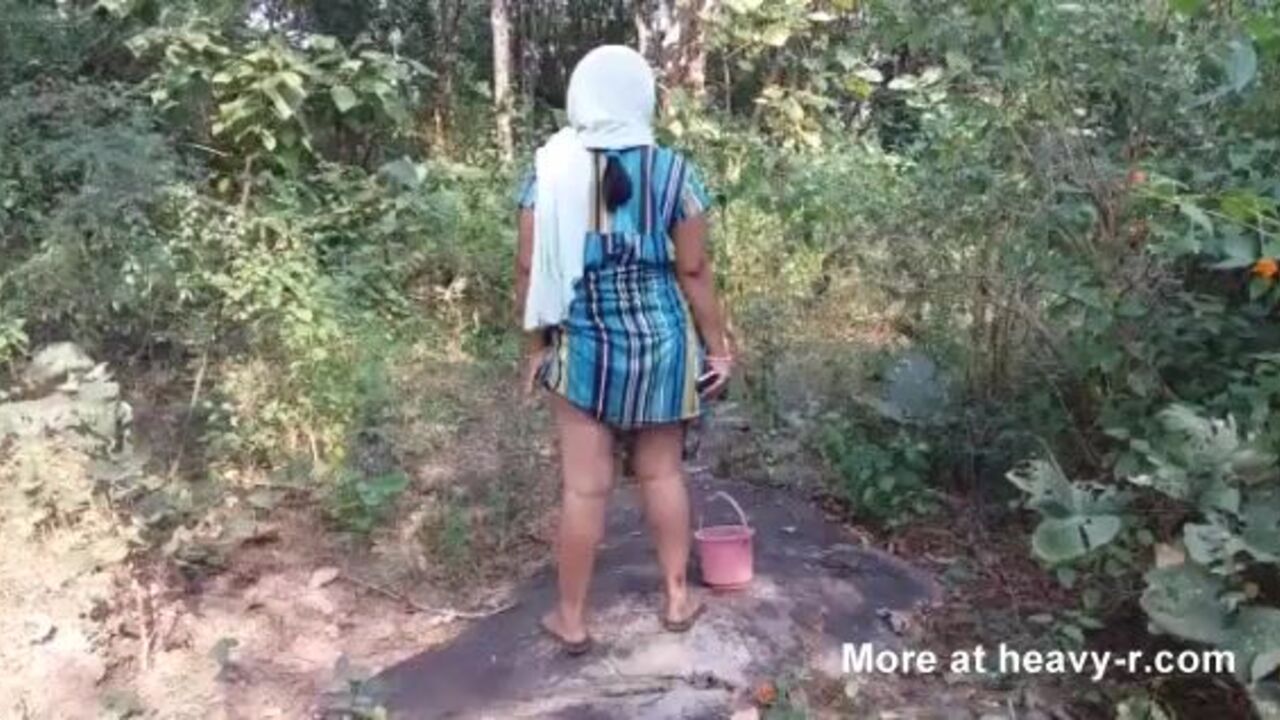 Indian slut Diarrhea On A Hikes In The Woods: Shitting, Pooped & Slave To Scat Porn