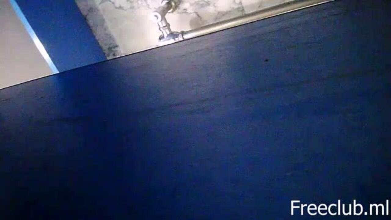 Thai slut gets off cleaning her scat with her tight asshole