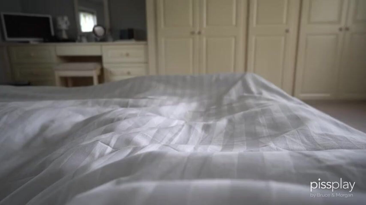 Watch her pee & eat for a day in this wild scat porn video