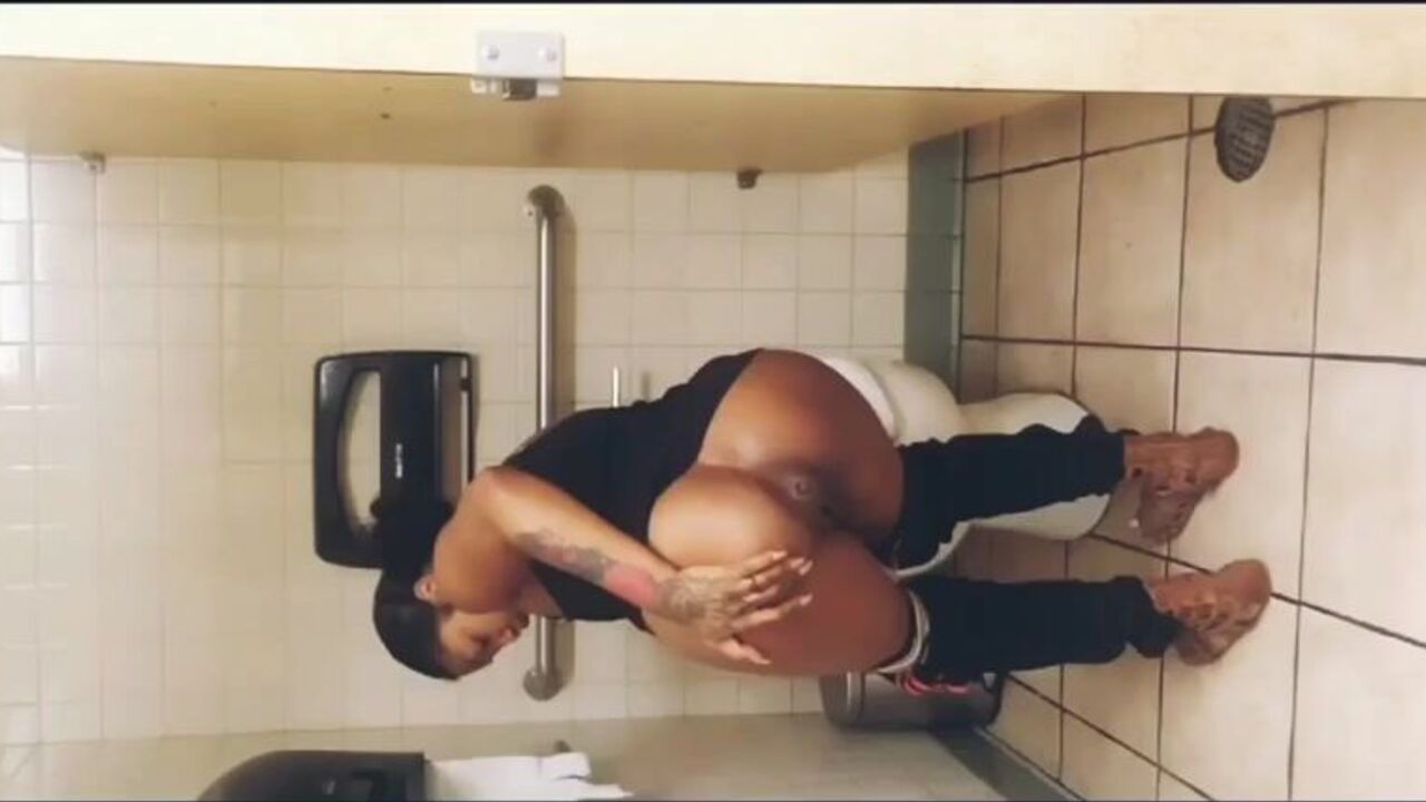 Watch this stunning ebony goddess get off on scat play and scat porn