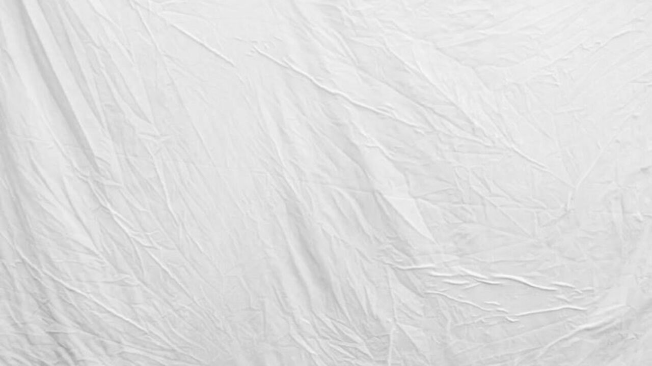 Watch this UK BBW slut in pantyhose get her scat wet and wild