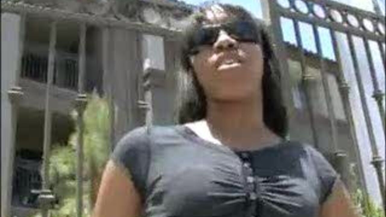 Watch Kisha2 get her scat and pee clean in this pooped-up video