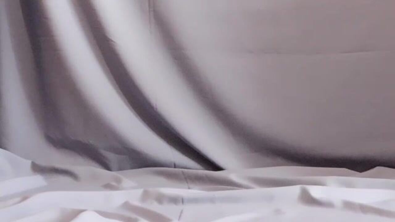 Watch this cute babe get her scat filled with warm pee