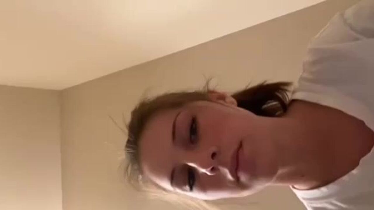 Watch this filthy scat porn video of a scat babe getting her holes drilled