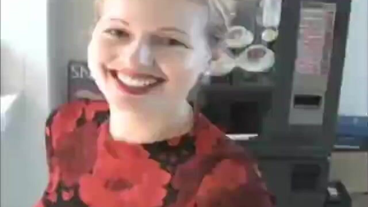 Watch this slutty woman get her scat wet and dirty