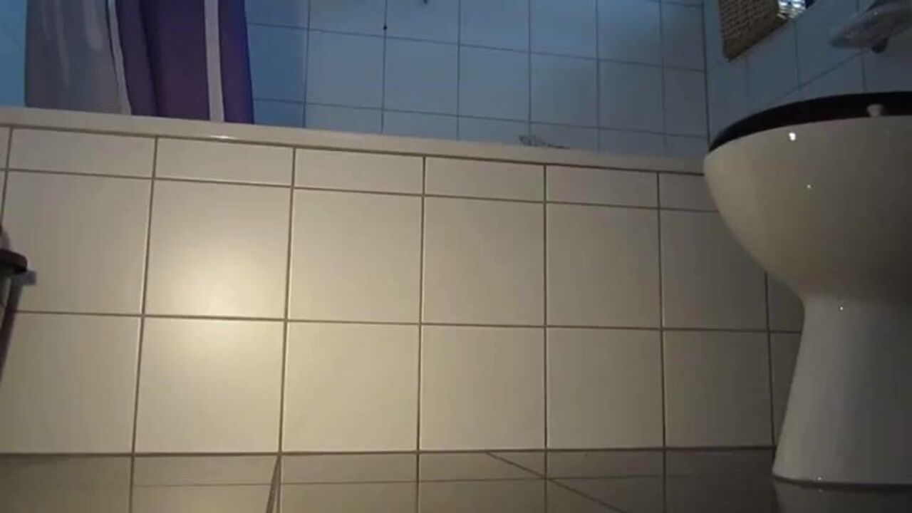 A steamy scat video for a friend - a gift you won't forget!