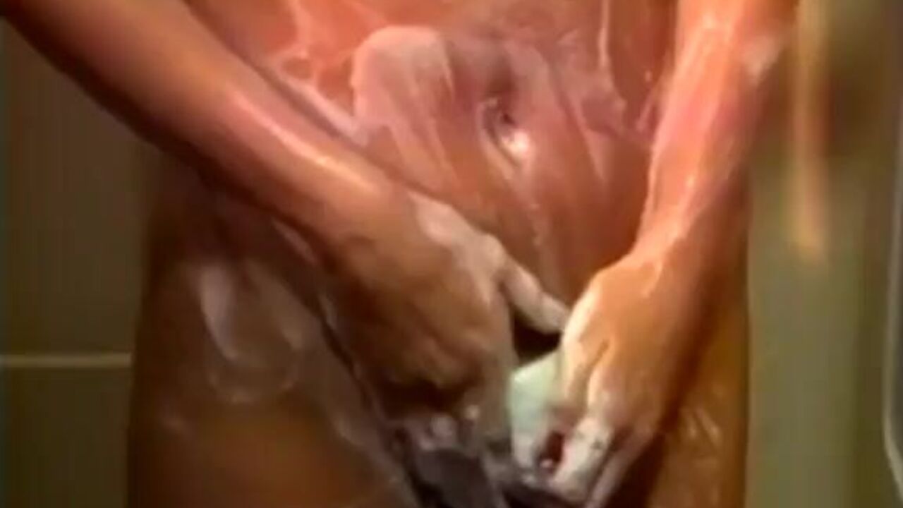 Watch these vintage lesbians scissor and lick each other's pussies in hot lesbian action!