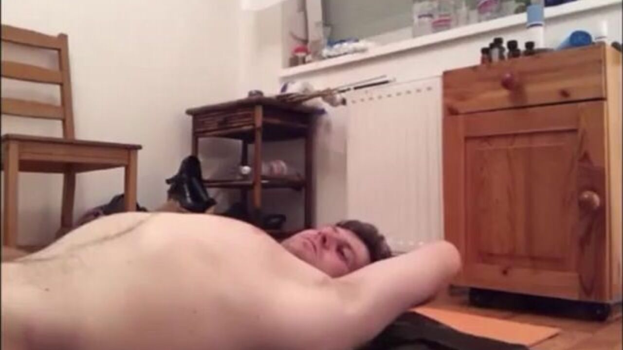 Slave to the human toilet eagerly gulps her own golden shower