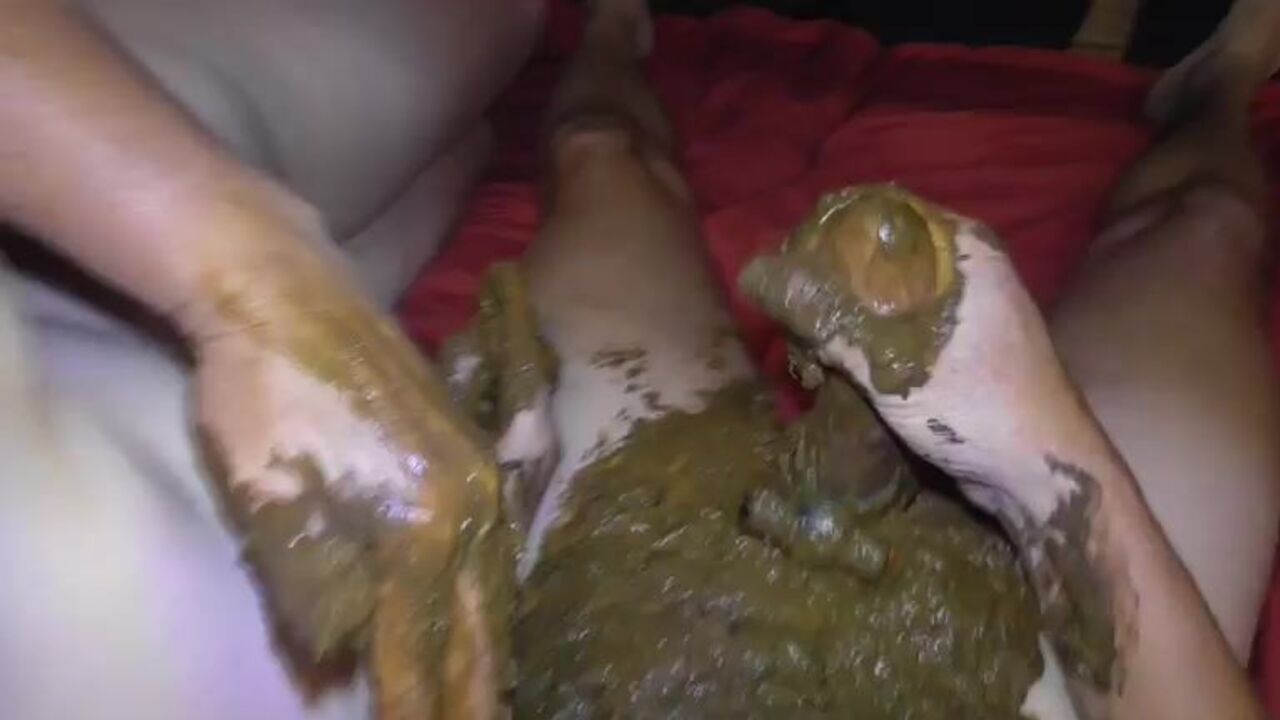 Get ready for some wild scat porn with a scatty slut in this poop video