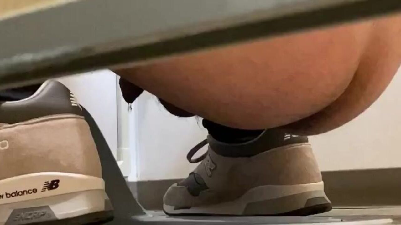 Watch this hot guy get down and dirty with his favorite toilet