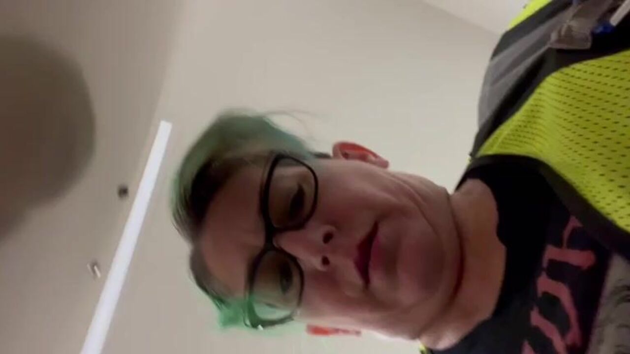 Watch this kinky scat porn video of a scat slave getting fucked hard