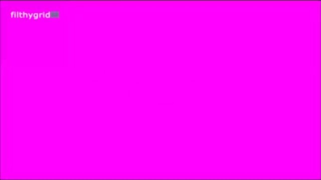 Unsuspecting babe enjoys a kinky scat play with her enema set