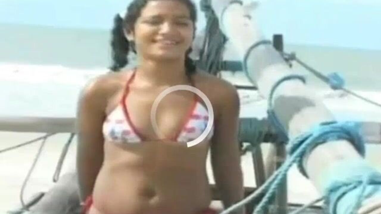 Watch these kinky scat babes pee and poo on the beach in wild fetish play