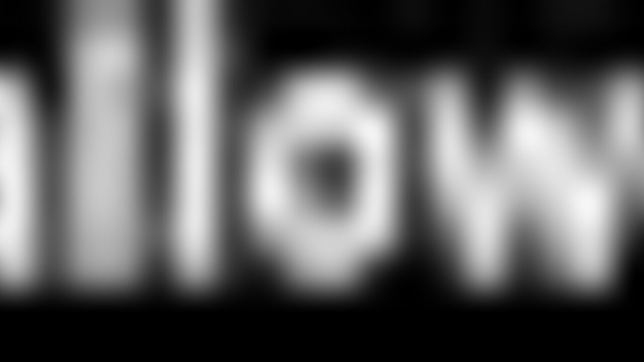 Lucy's scat fetish is the stuff of legend - watch her get down and dirty in a poop porn video