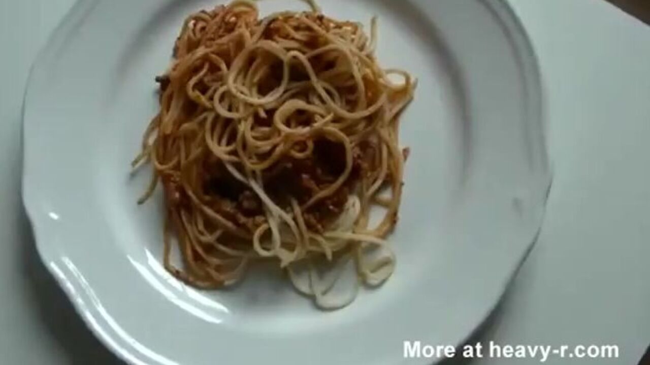 Classy Scat Ladies indulge in some pooped-out pussy eating and spreading