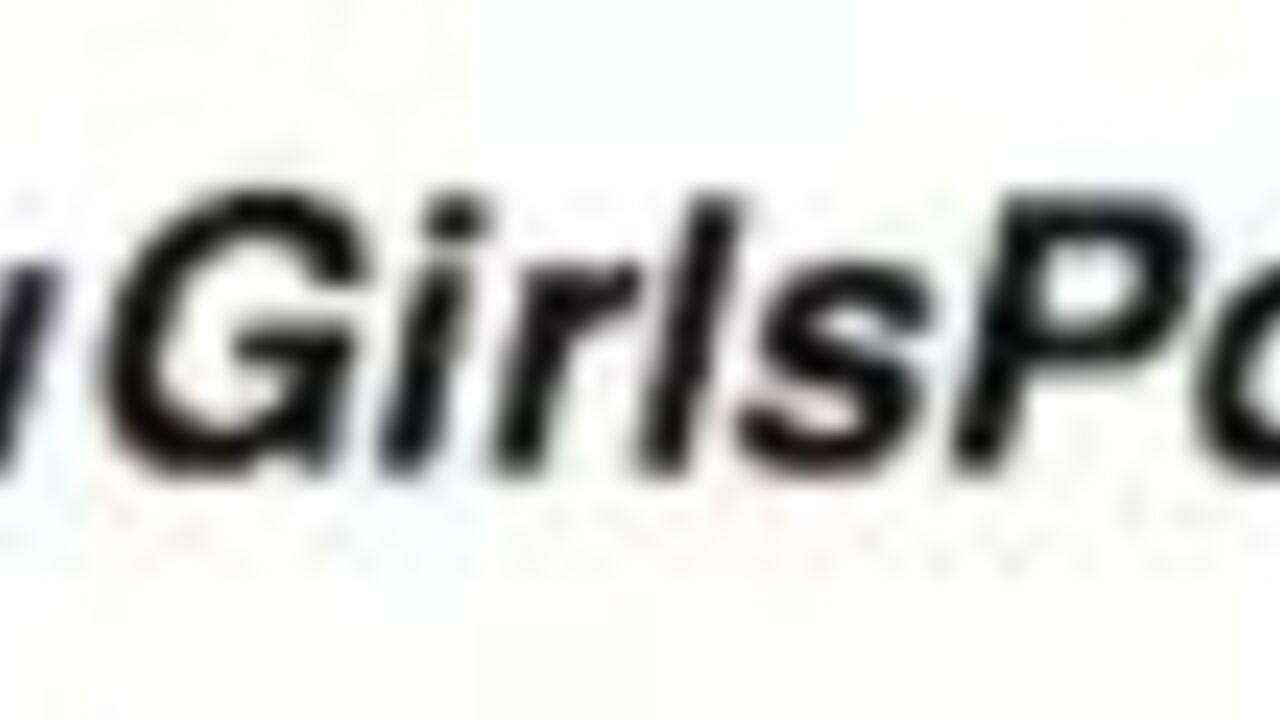 Watch this Japanese Bomber get his scat fix in this scat porn video