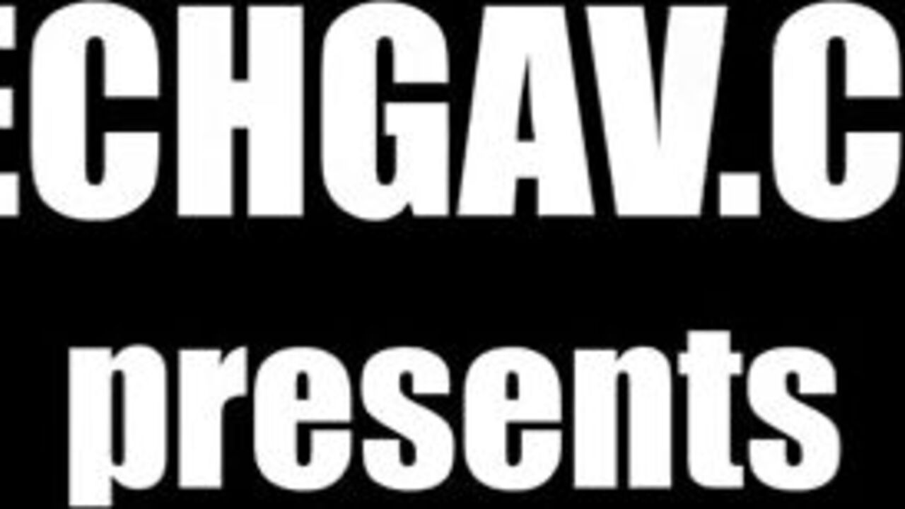 Euro dude gets kinky with Poop in a bowl - a wild pee game!