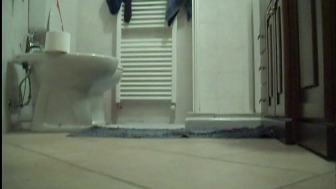 I am a dirty little slut, I love stuffing my holes with dildos