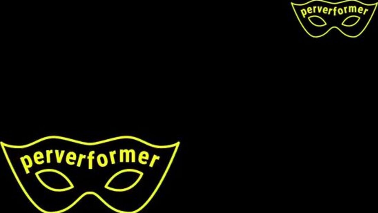 KV Abfüllung in KG: Dominant mistress makes her man do anything she wants