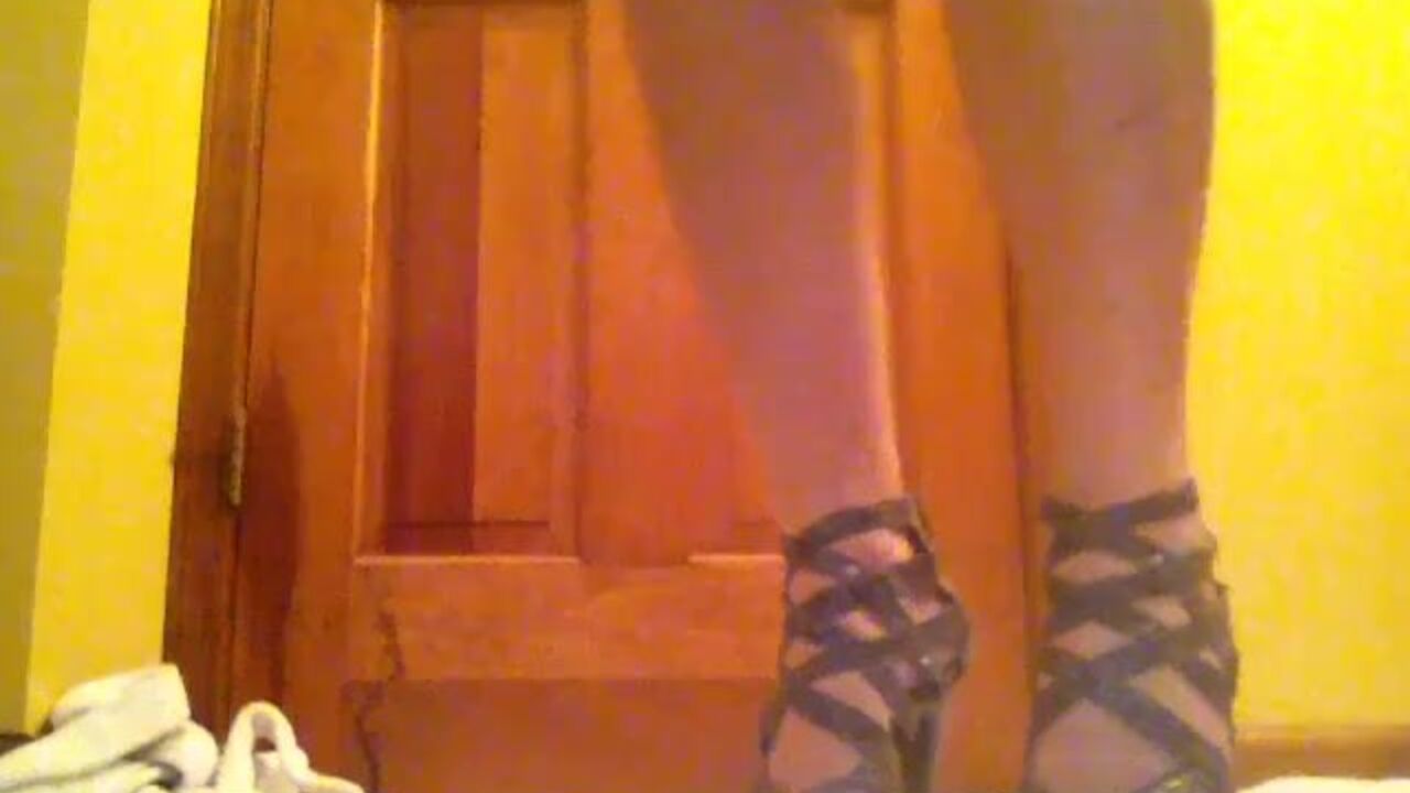 Dirty scat porn: A messy scat play with beads and dirty talk