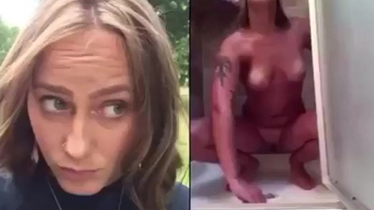 Sarah Shits and her slutty friends get nasty in a scat show with pooped out babes