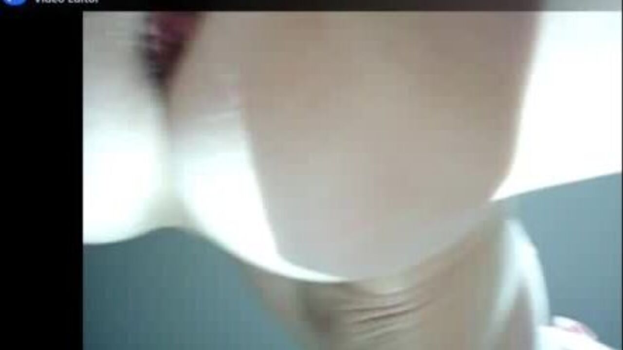 Odile scat complete with her own filth and pissing antics