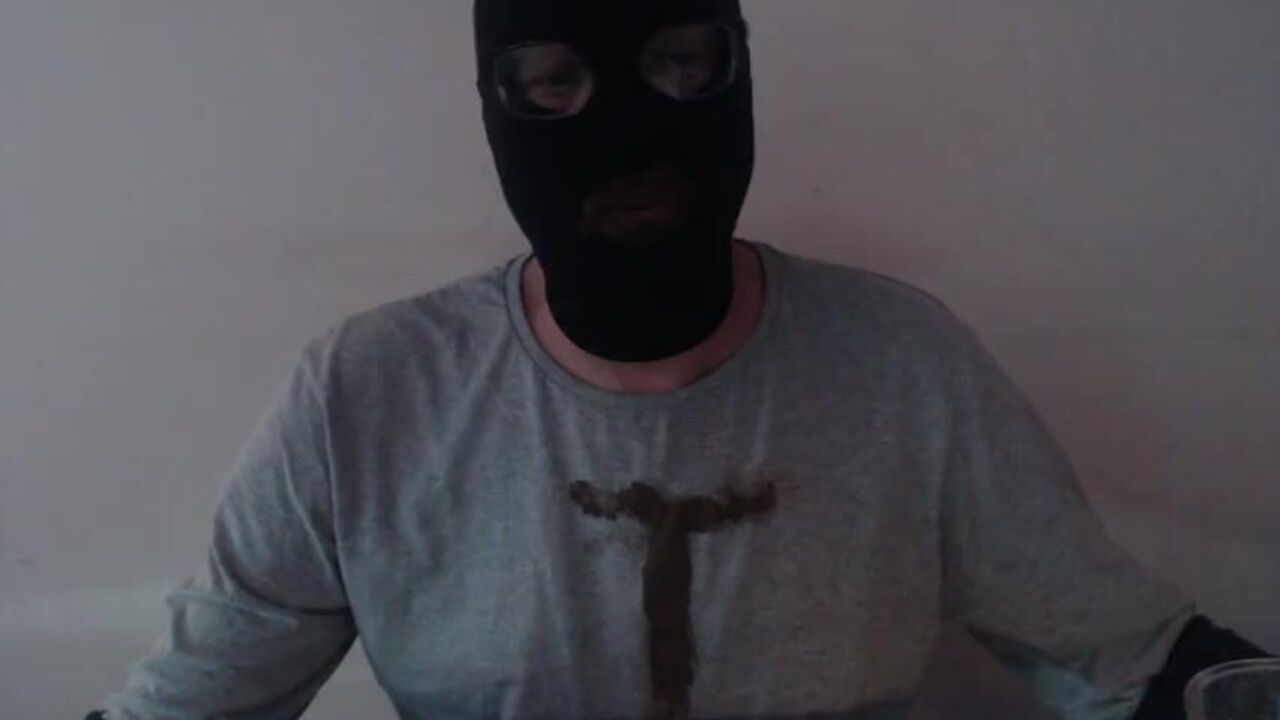 Watch me pee all over the place like a human toilet