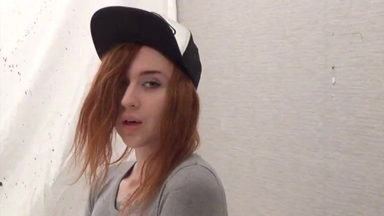 Watch this Russian slut scat and play with her juicy pussy