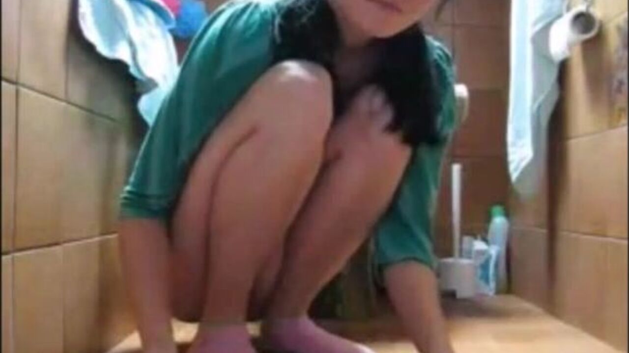 Watch this young slut scat & pee in front of her master's face