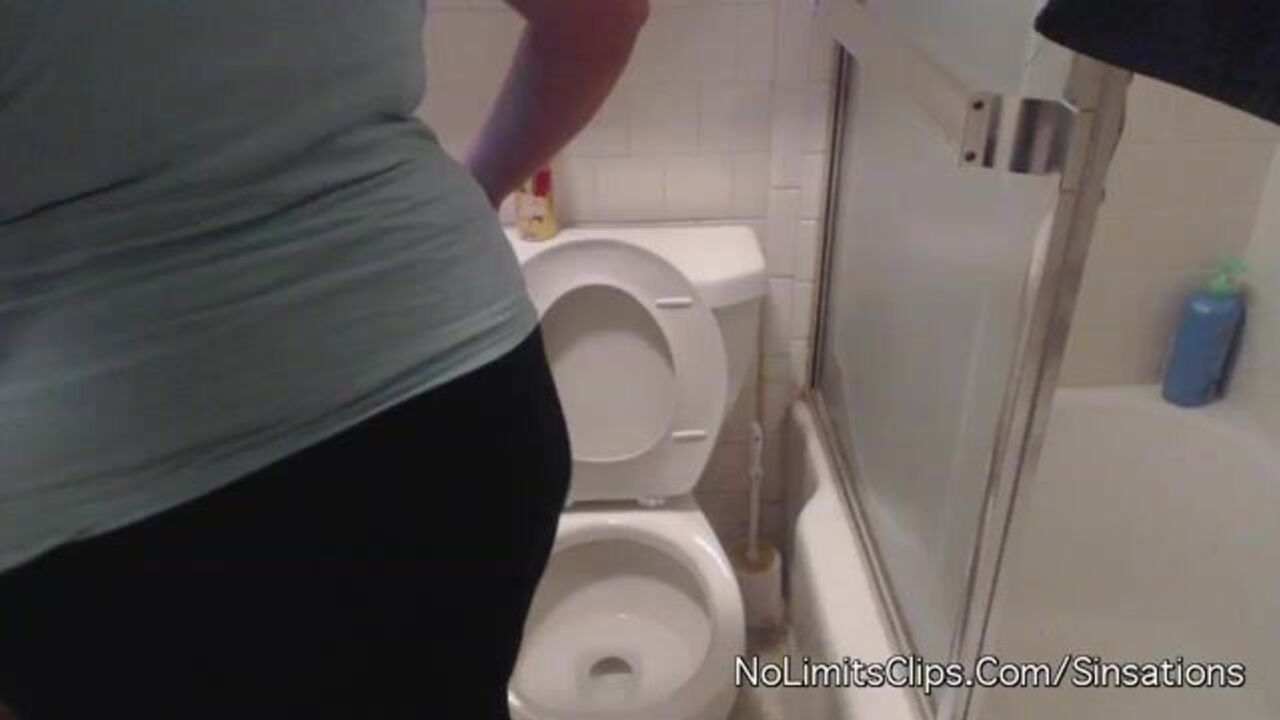 Watch these dirty scat videos with scat girls and slaves getting off in E models Rio 3