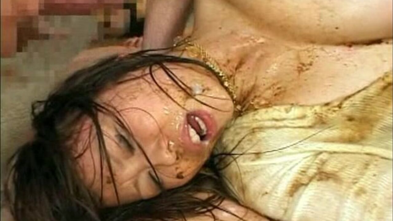 Get a sneak peek of the life of a scatty brown girl in this poop porn video