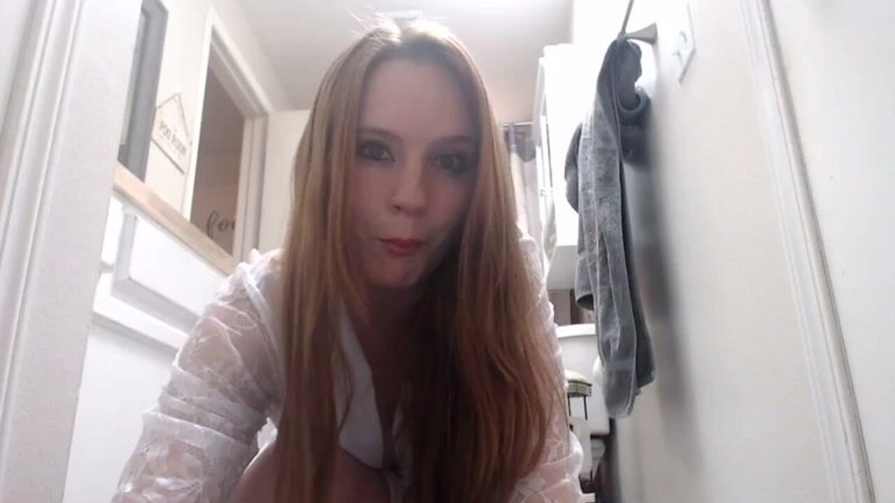 Watch as these filthy scat videos turn into some hot scat action with a scat slave!