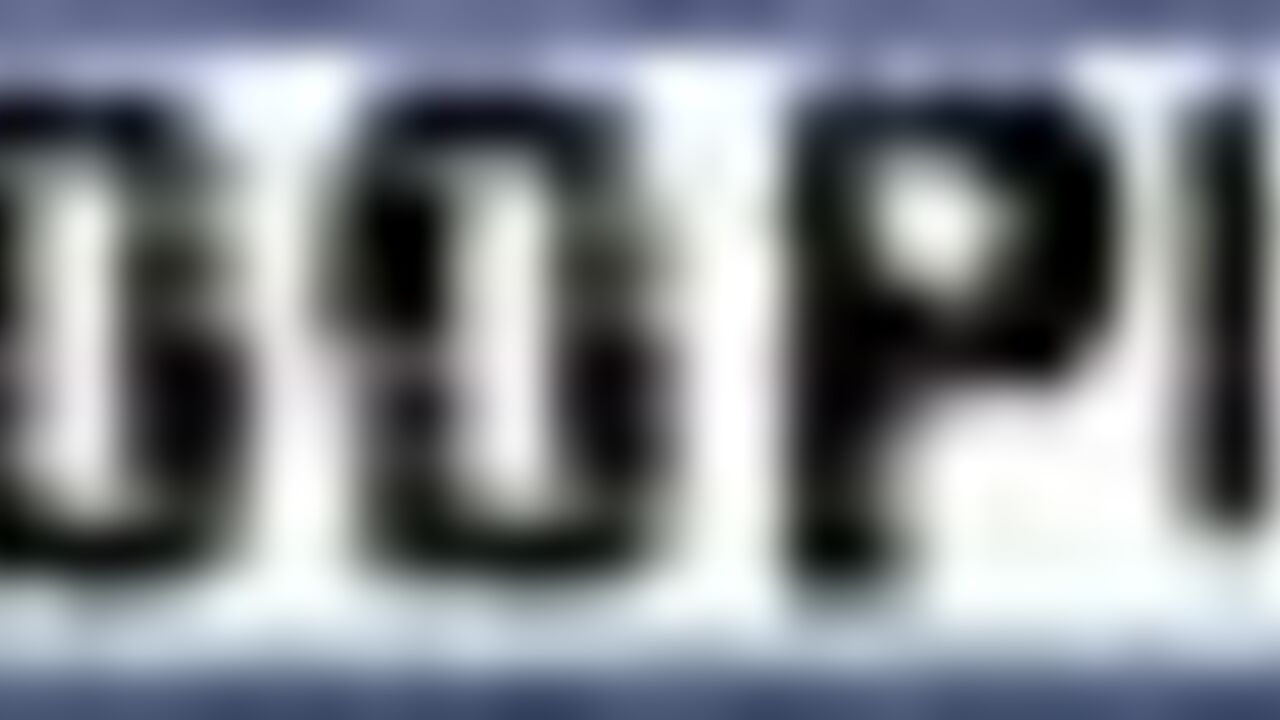 Alina's Poop Fetish: Watch her Scat Slave Get Pounded in Her Poop Fetish