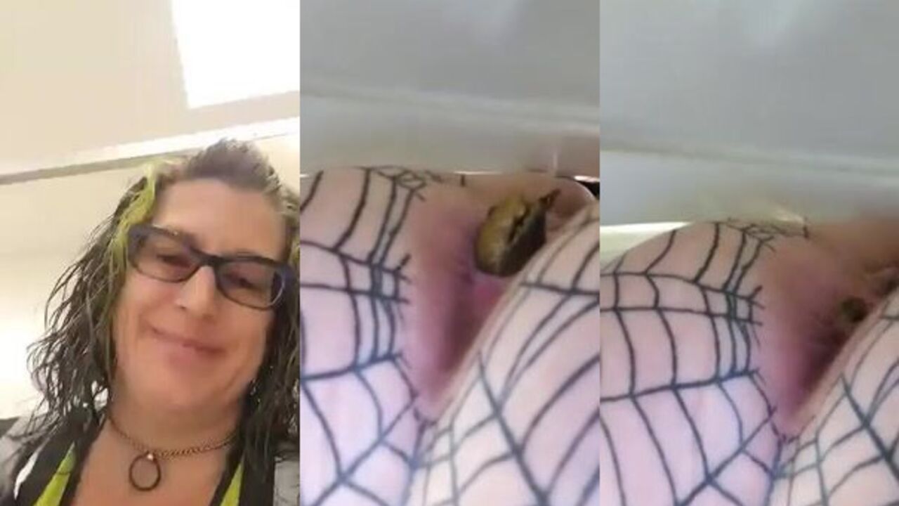 Watch this filthy video of a scat-filled girl getting off in pooped-up fashion!