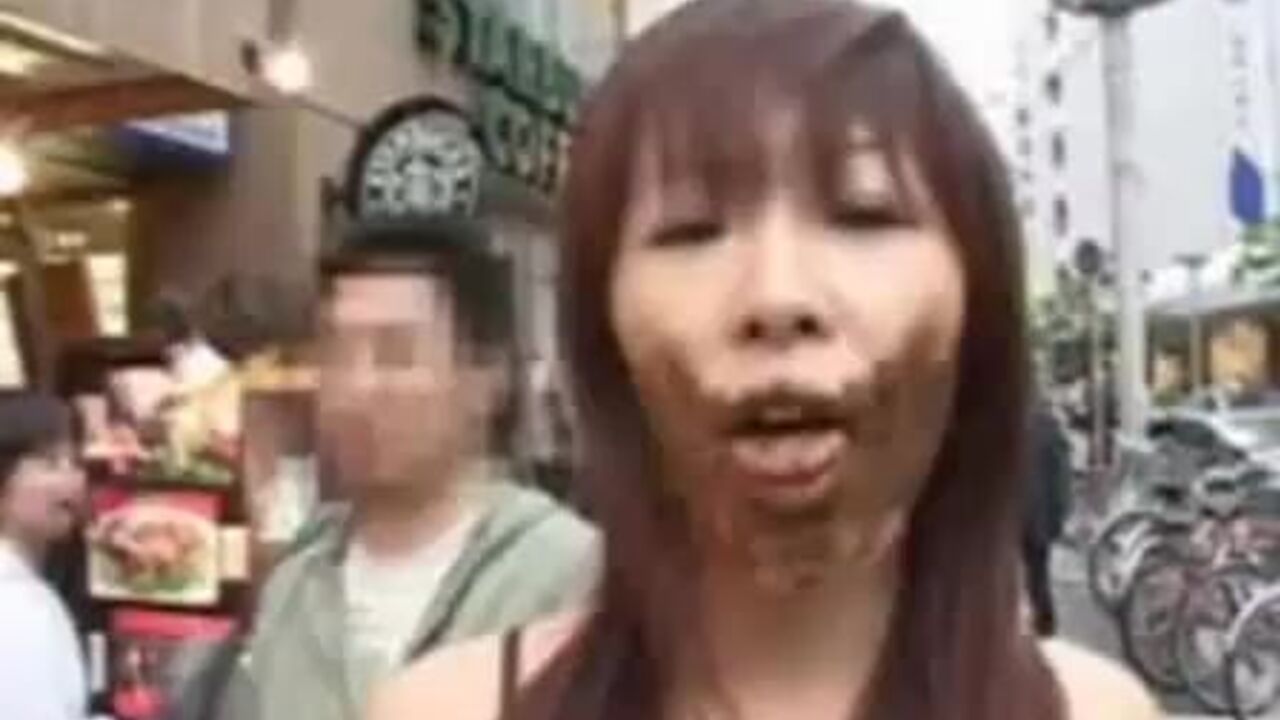 Watch this scat-drenched Japanese slut get her face splattered in public