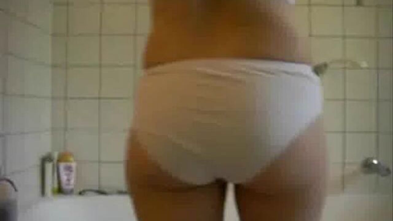 Watch this classic panty porn video as a scat slave gets her pussy pooped on