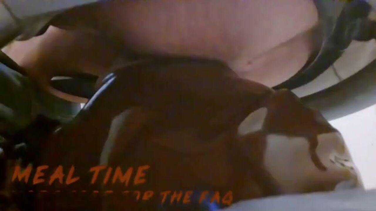 Watch this hot scat porn video of a meal-time fun with a horny guy