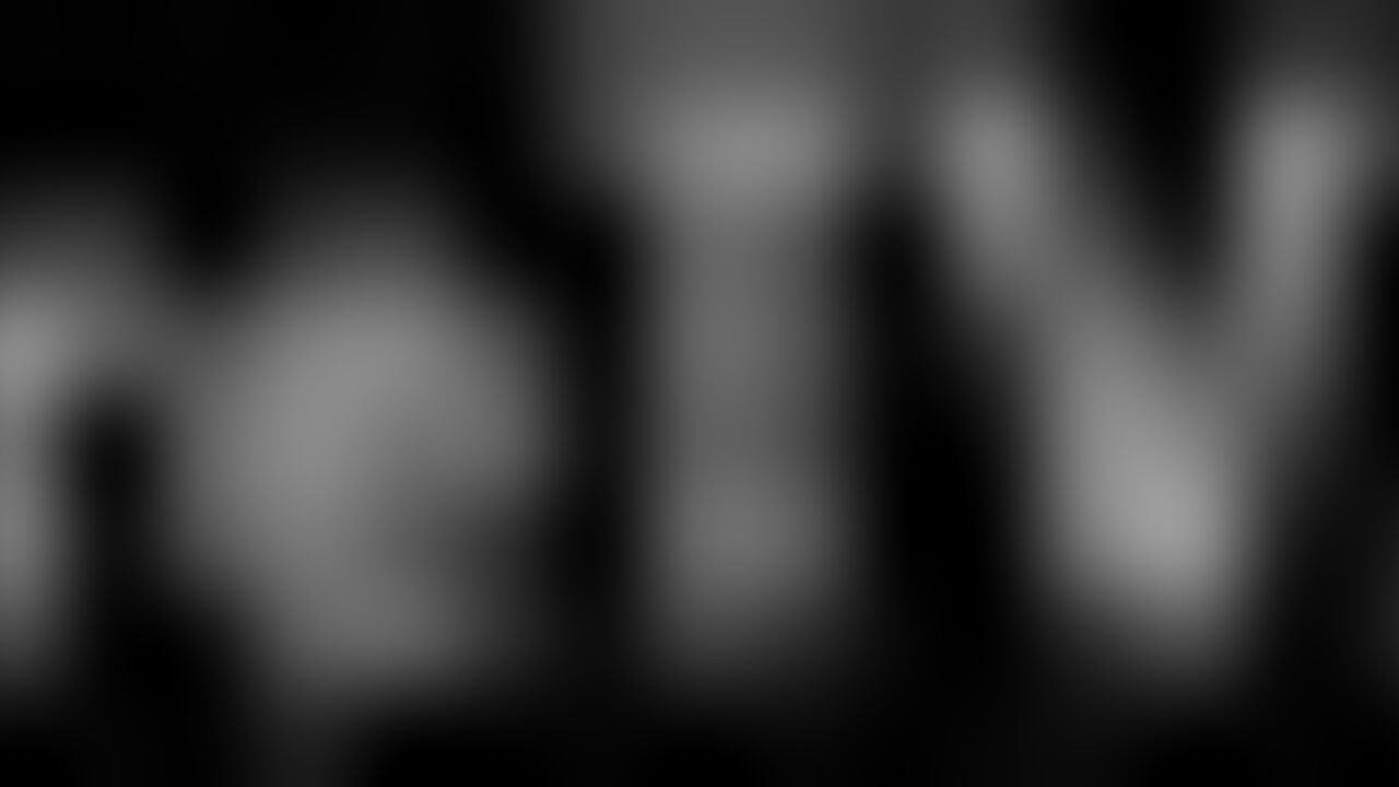 Get ready to stroke your cock to this amateur slut's hot scat