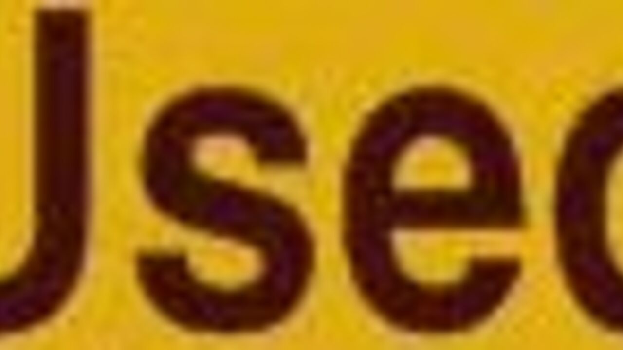 Watch this scat-loving slut get her panties used in kinky fetish action