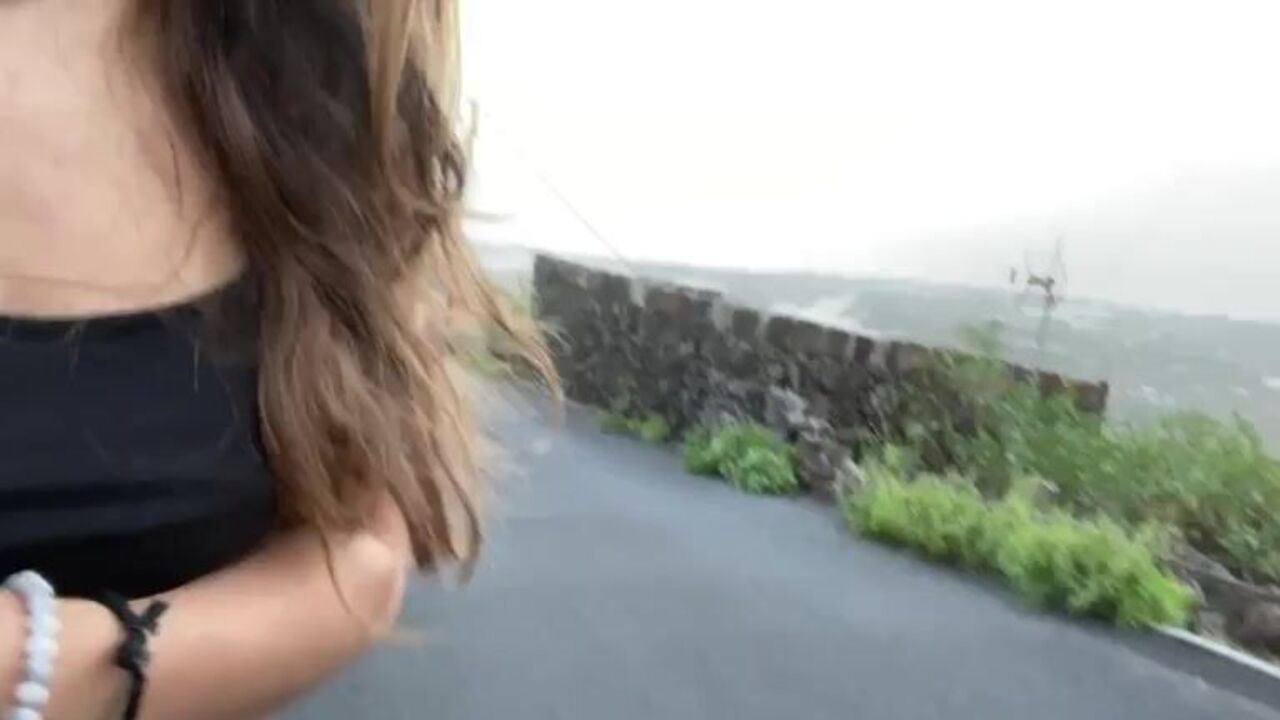 Watch Linda, the filthy scat pornstar, get down and dirty at the roadside