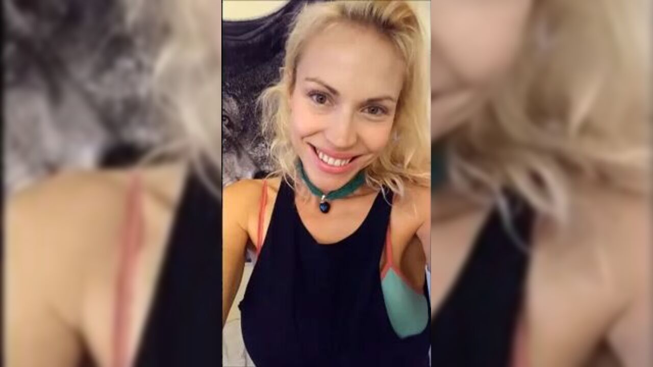 Watch this filthy scat porn video featuring a scatty babe getting her holes drilled hard