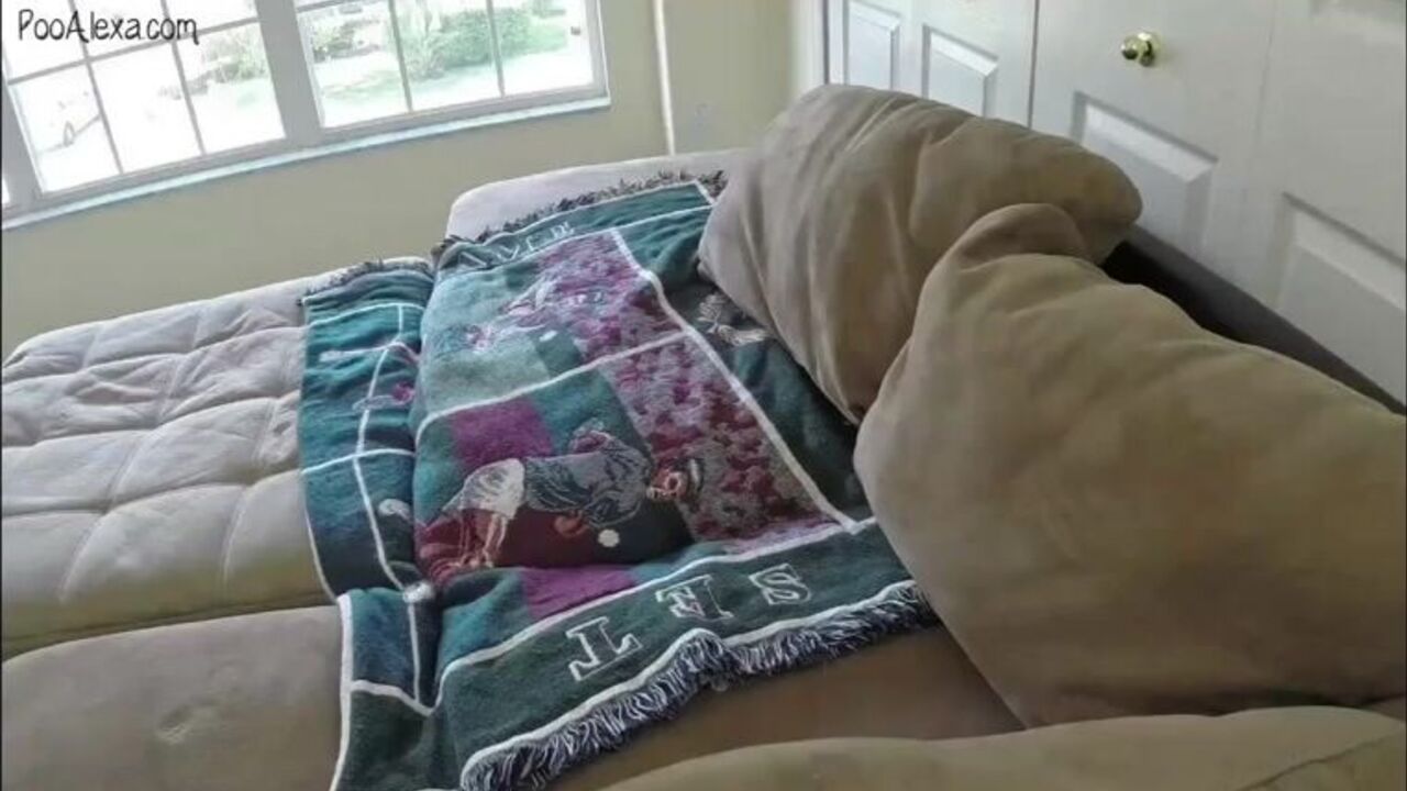 Curious scat student gets kinky with her own filth