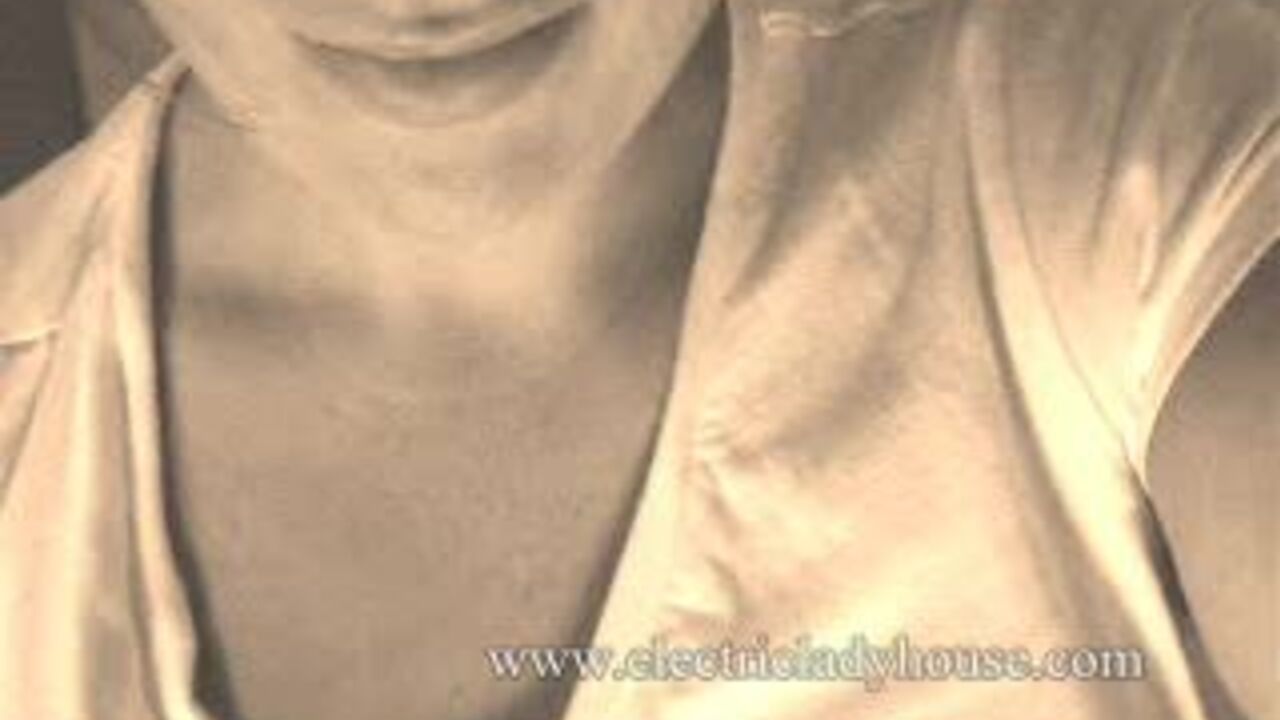 Leah1 from Leah's Scat Pussy: A Hardcore Porn Video