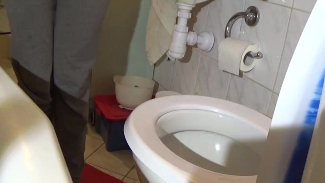 Watch this kinky scat porn video of a filthy sausage getting off