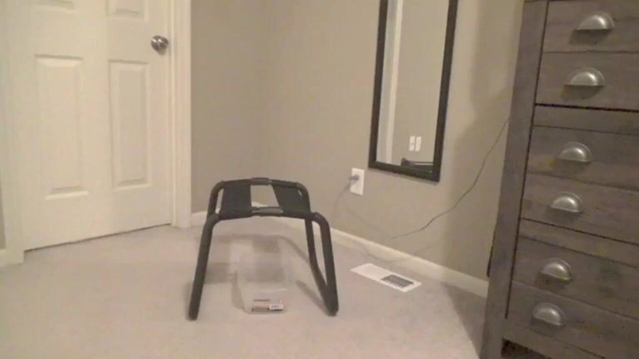 Alicia1983june goes wild with scat & piss in her mouth and pissing on herself